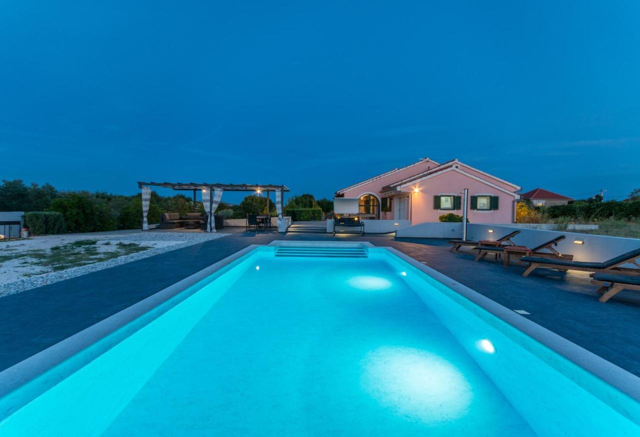 Villa Perini Dvori Donji Zemunik Exterior photo